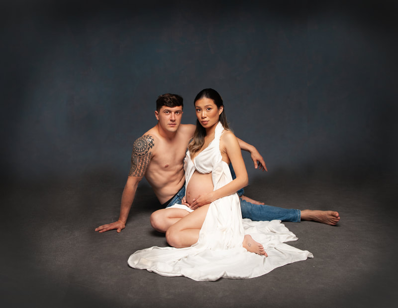Richmond Hill couple, maternity shoot studio photographer 